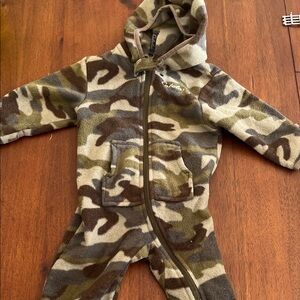 Camo cabellas Fleece Hooded Baby Onesie